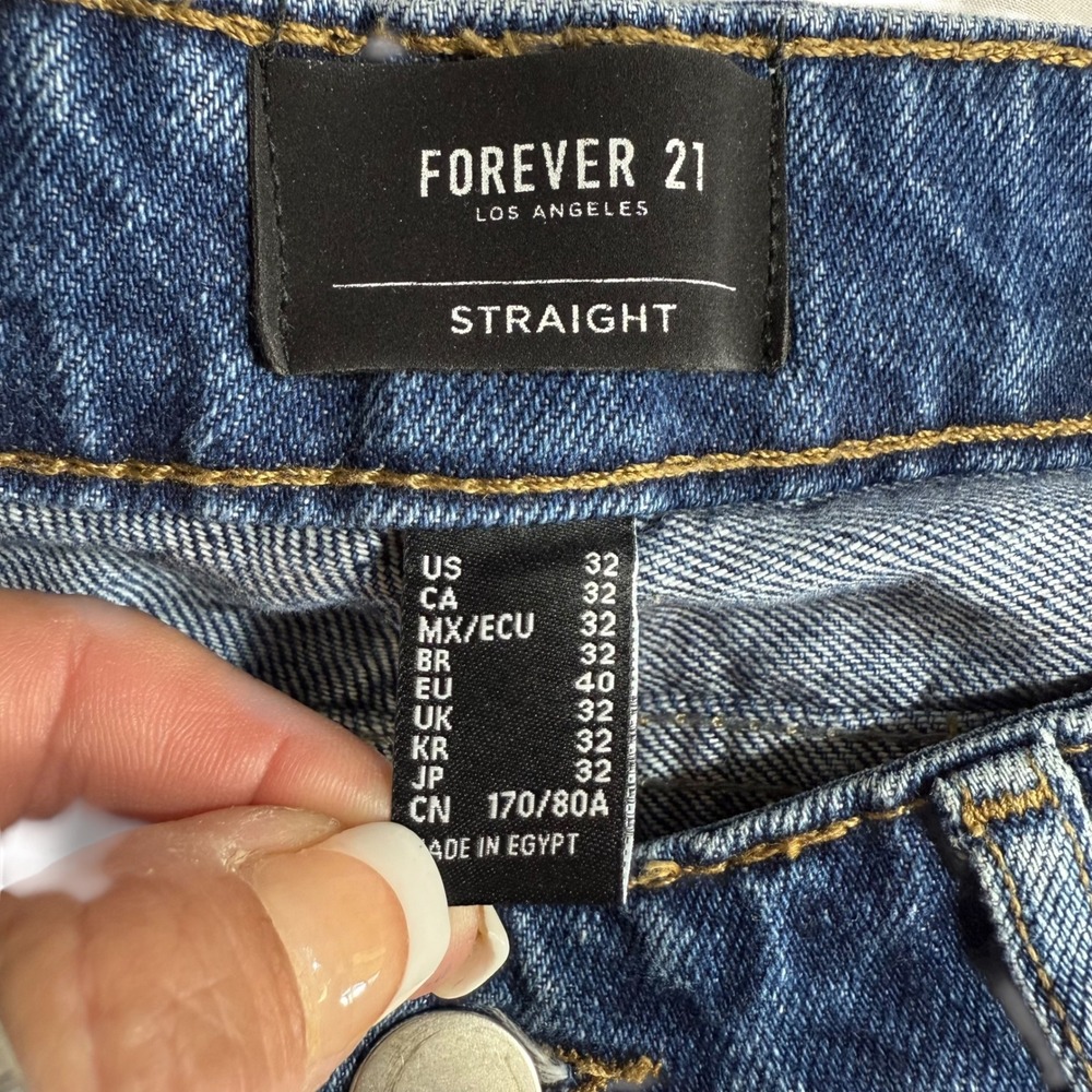 Forever 21 Straight Leg Ripped Distressed Denim Jeans Mens Size 32 - Picture 3 of 13